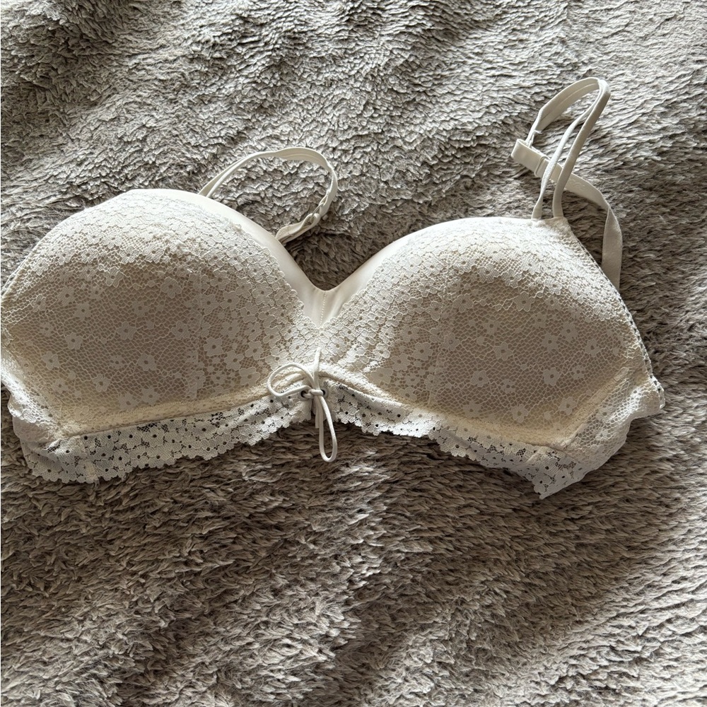 34DD white lace Aerie bra